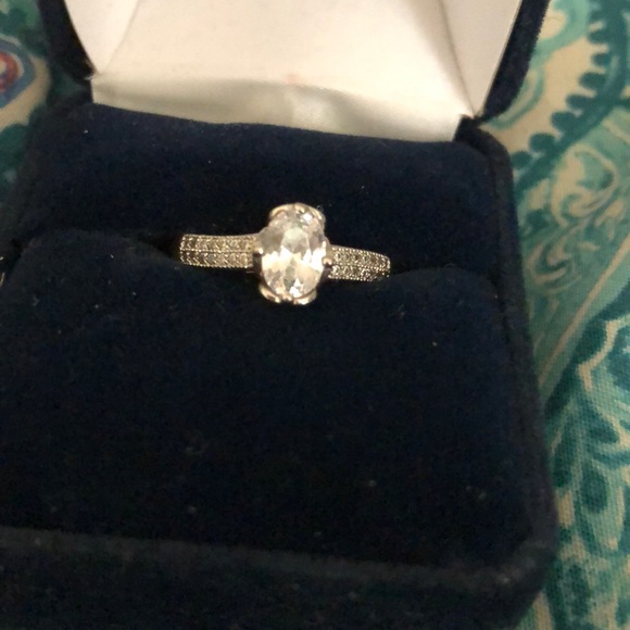 Sterling silver ring - Picture 1 of 1